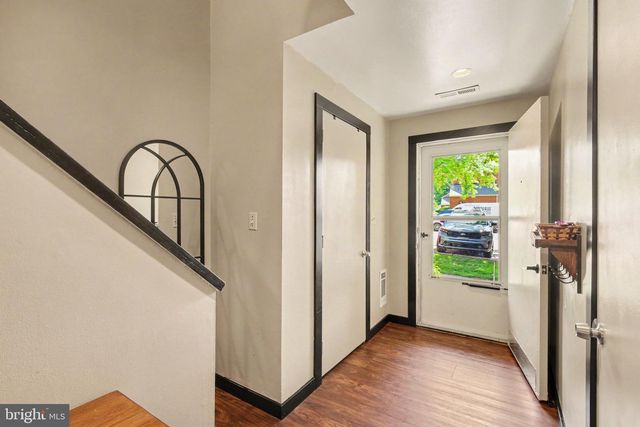 25 BEECHTREE LN, Mountville, PA 17554