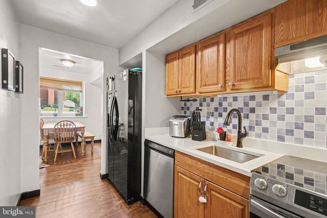 25 BEECHTREE LN, Mountville, PA 17554