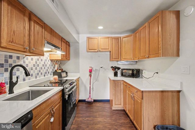 25 BEECHTREE LN, Mountville, PA 17554