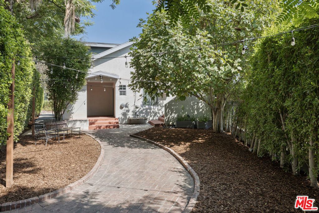 128 S Hoover Street, Los Angeles, CA 90004 — photo 3