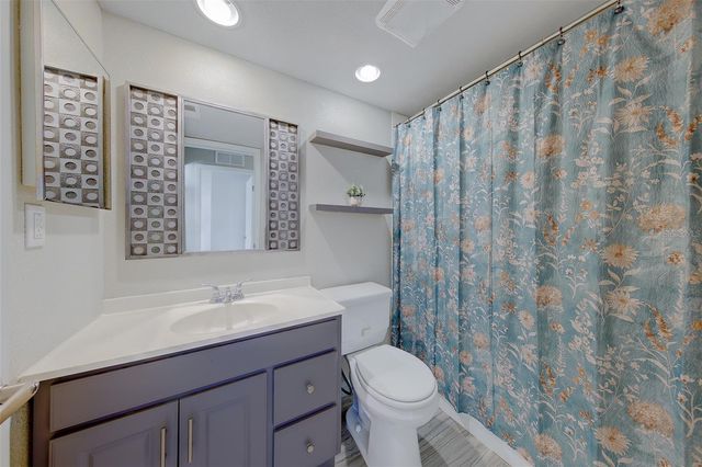 1603 W ORANGECREST AVENUE, Palm Harbor, FL 34683