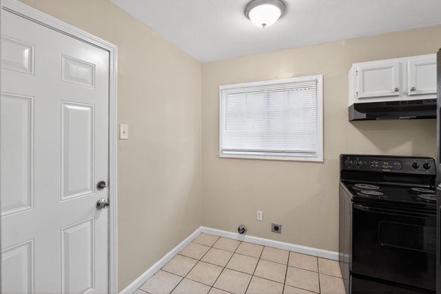 4274 DEERLAND ST, Memphis, TN 38109