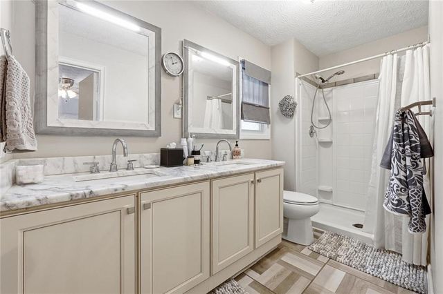 426 Green Ridge Road, Cartersville, GA 30120