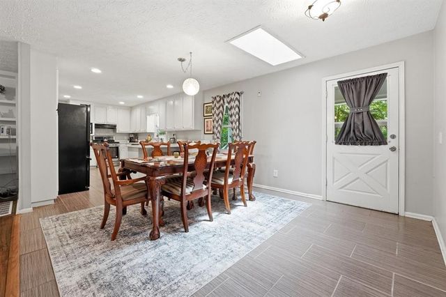 426 Green Ridge Road, Cartersville, GA 30120