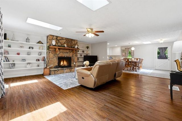 426 Green Ridge Road, Cartersville, GA 30120