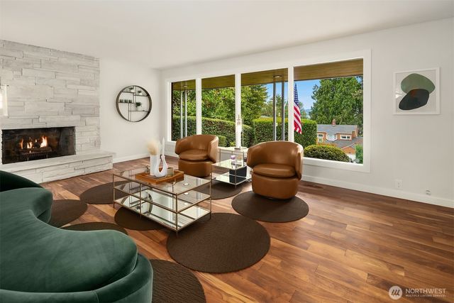 6635 57th Avenue NE, Seattle, WA 98115