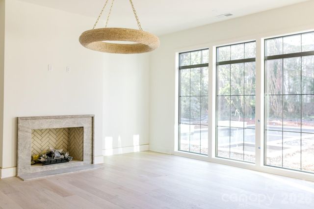 519 Meadowbrook Road, Charlotte, NC 28211