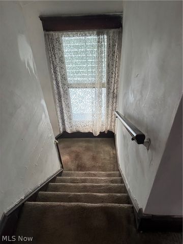 7405 Indiana Avenue, Cleveland, OH 44105