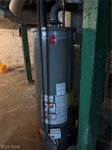 7405 Indiana Avenue, Cleveland, OH 44105