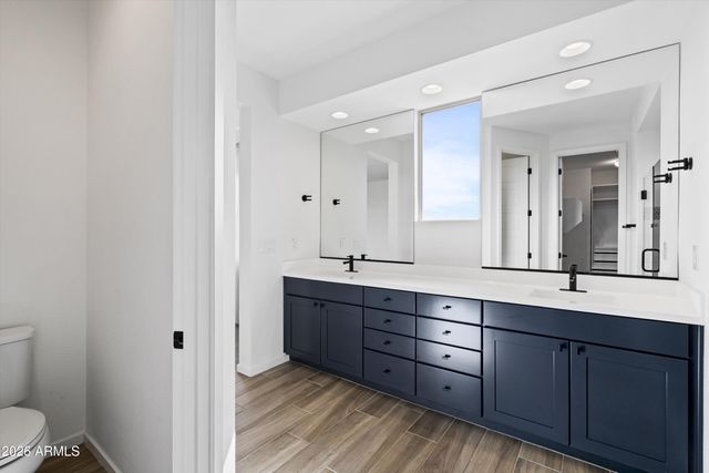 3139 E TINA Drive, Phoenix, AZ 85050