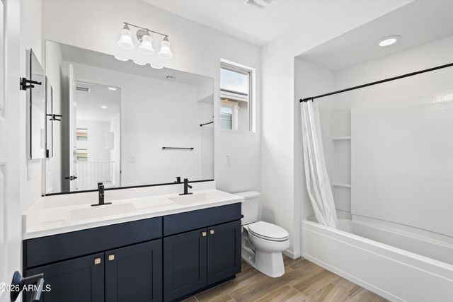 3139 E TINA Drive, Phoenix, AZ 85050