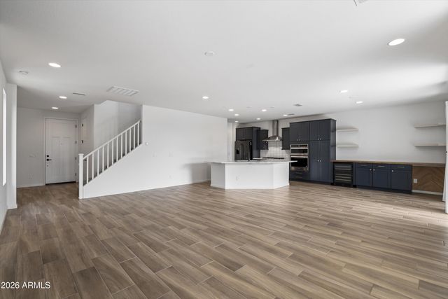 3139 E TINA Drive, Phoenix, AZ 85050