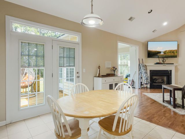 1473 Oakhurst Drive, Mount Pleasant, SC 29466