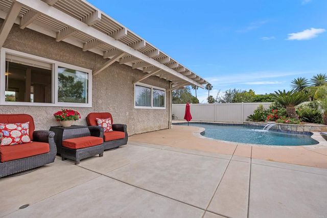 1733 SCHOONER WAY, Carlsbad, CA 92008
