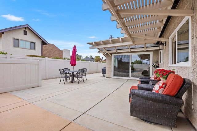 1733 SCHOONER WAY, Carlsbad, CA 92008