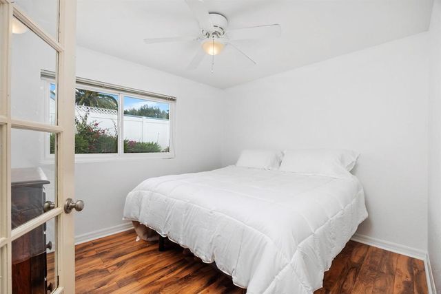 1733 SCHOONER WAY, Carlsbad, CA 92008