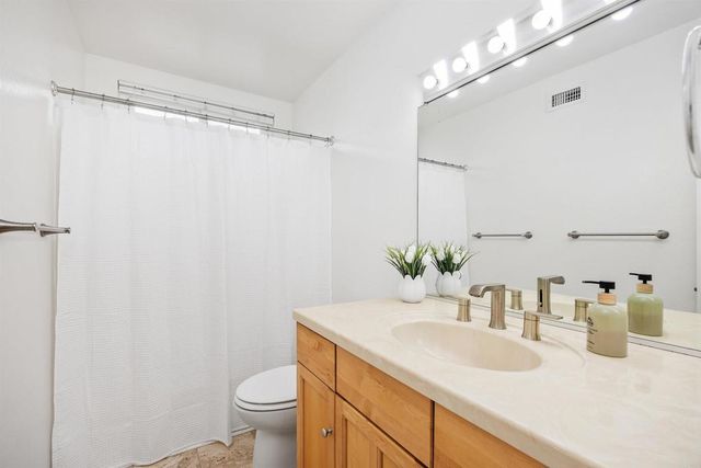 1733 SCHOONER WAY, Carlsbad, CA 92008