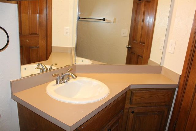 9720 Rail road Road, Oklahoma City, OK 73130