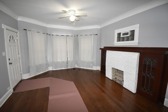 5742 S Artesian Avenue 2, Chicago, IL 60629