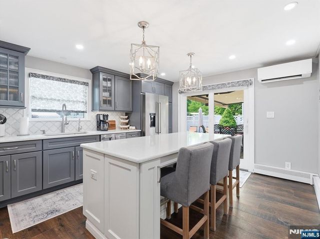 42 Winslow Terrace, Fair Lawn, NJ 07410