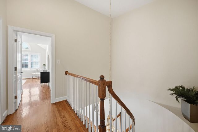 8143 MADRILLON CT, Vienna, VA 22182