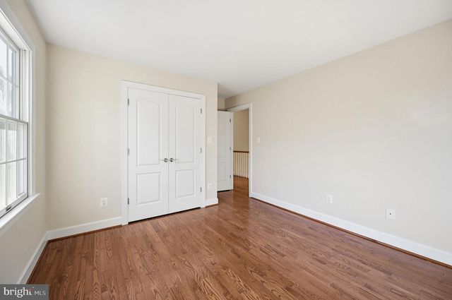 8143 MADRILLON CT, Vienna, VA 22182