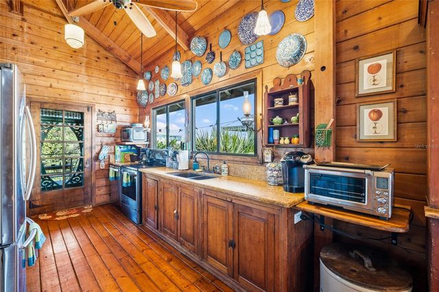 8814 GRAND AVENUE, Placida, FL 33946