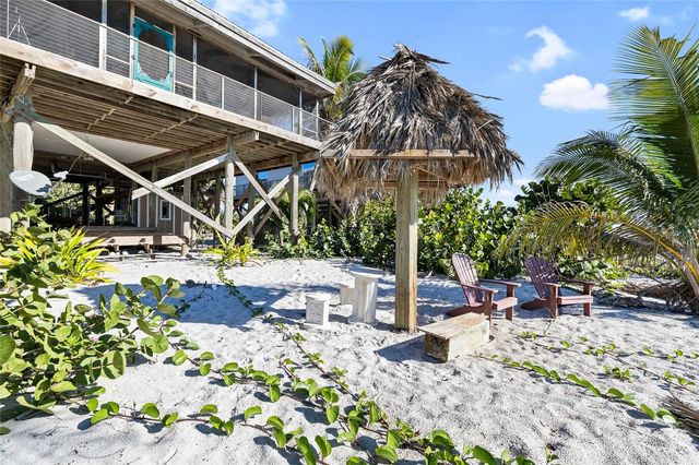 8814 GRAND AVENUE, Placida, FL 33946