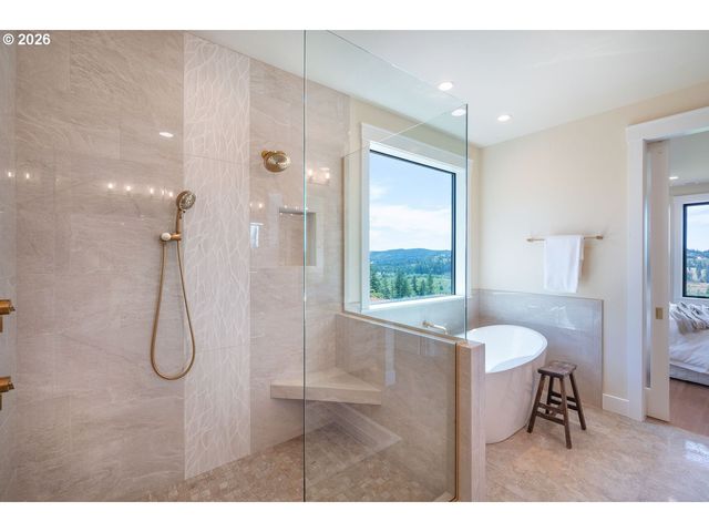 28356 Siesta Ln, Eugene, OR 97402