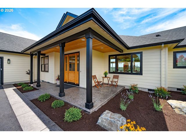 28356 Siesta Ln, Eugene, OR 97402