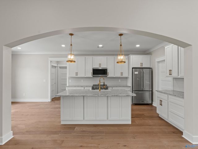 205 Bentbrook Drive, Albertville, AL 35950