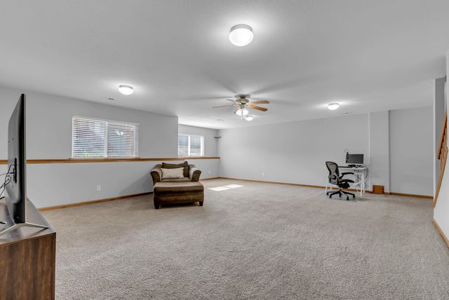 110 N Castle Rock St, Wichita, KS 67230