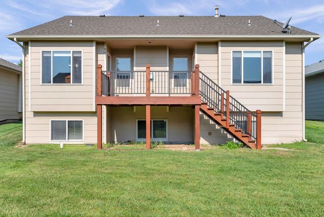 110 N Castle Rock St, Wichita, KS 67230