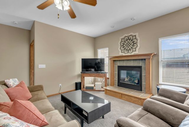 110 N Castle Rock St, Wichita, KS 67230