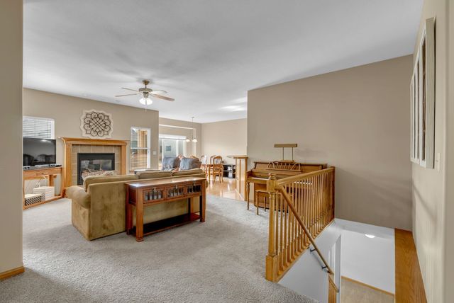 110 N Castle Rock St, Wichita, KS 67230