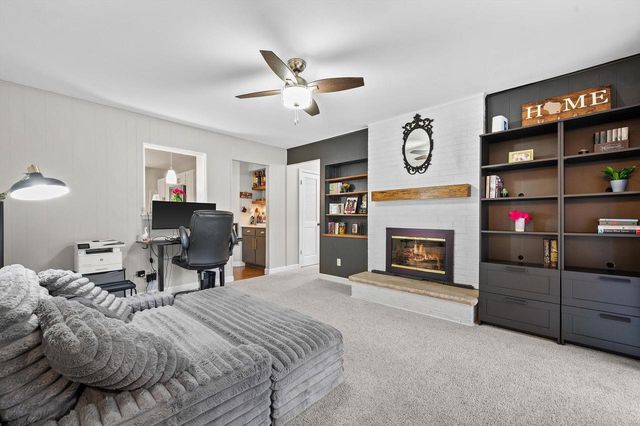 S68W12977 Camilla DRIVE, Muskego, WI 53150