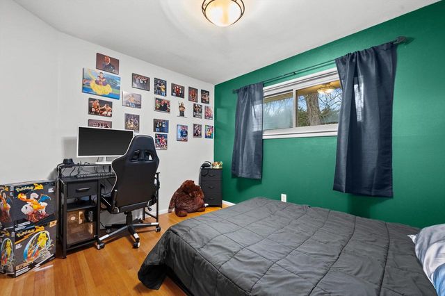 S68W12977 Camilla DRIVE, Muskego, WI 53150