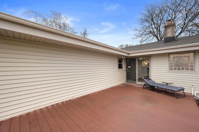 S68W12977 Camilla DRIVE, Muskego, WI 53150