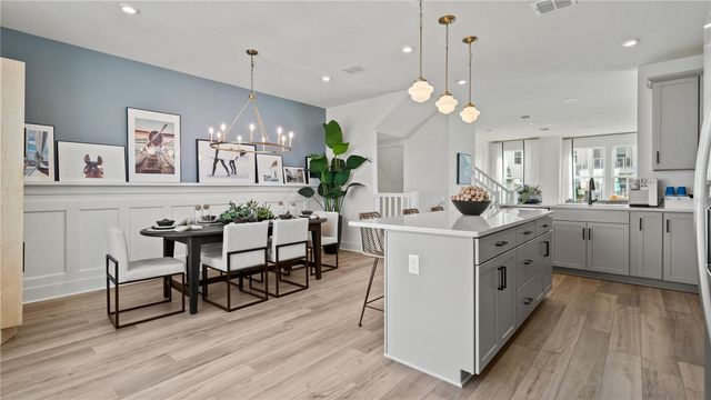 15213 GROVESIDE ROAD, Winter Garden, FL 34787