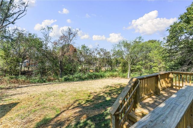 11 Lathrop Drive, Bella Vista, AR 72715