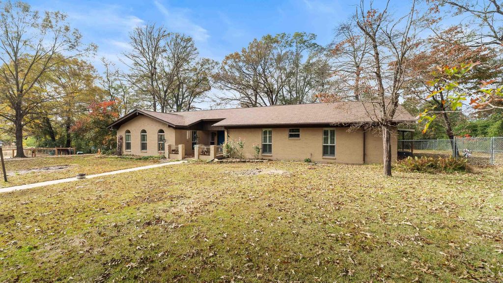 4331 FM 2328, Atlanta, TX 75551