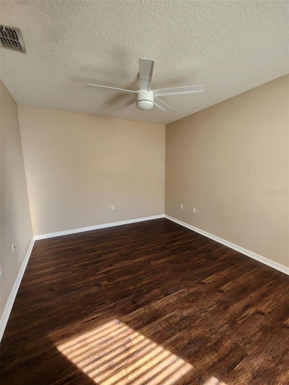 Image 19 of property listing at 2453 FORMAX DRIVE, Orlando, FL 32828