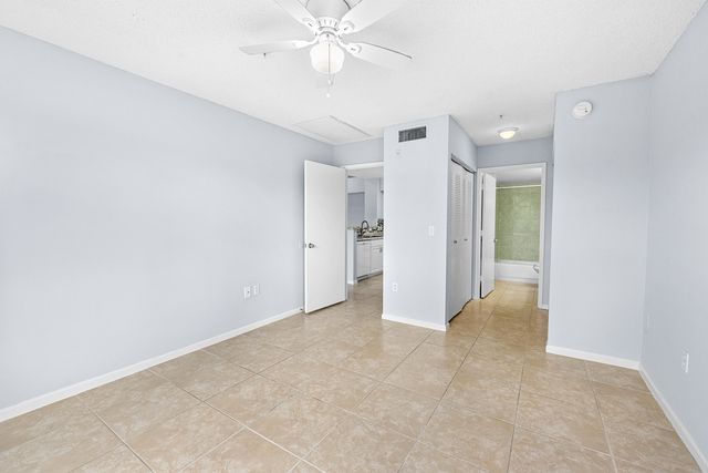 7856 Sonoma Springs Circle 305, Lake Worth, FL 33463
