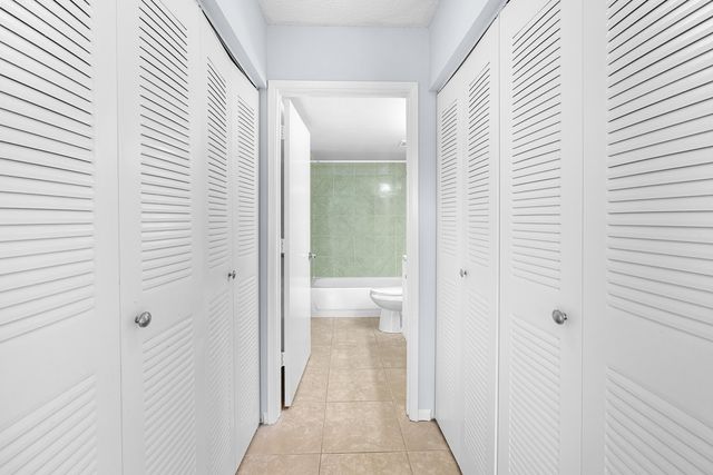 7856 Sonoma Springs Circle 305, Lake Worth, FL 33463