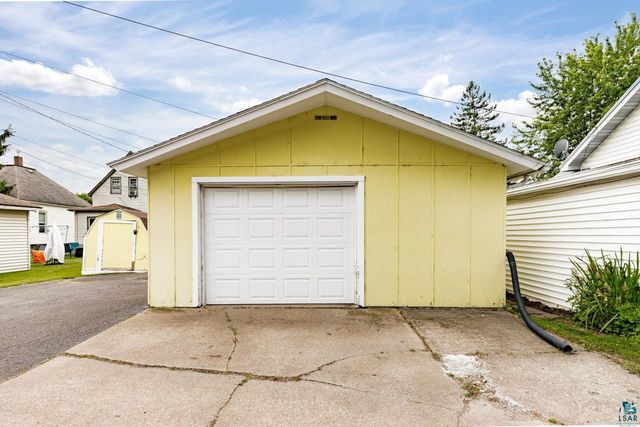 703 E 5th St, Superior, WI 54880