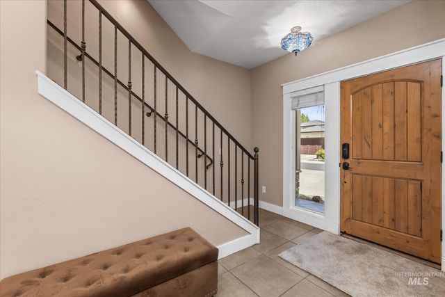 2655 E Piccadilly Ln, Eagle, ID 83616