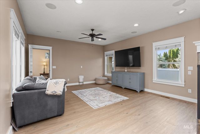 2655 E Piccadilly Ln, Eagle, ID 83616