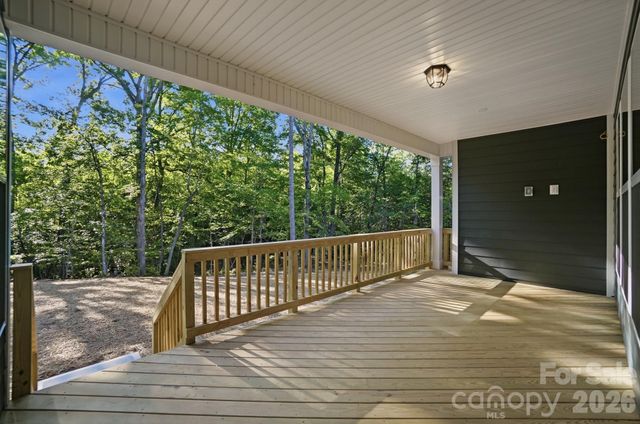 5112 Kings Pinnacle Drive, Kings Mountain, NC 28086