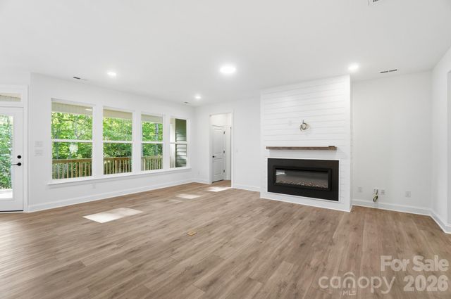 5112 Kings Pinnacle Drive, Kings Mountain, NC 28086