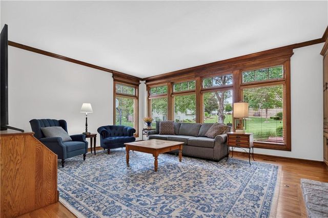14124 Eby Street, Overland Park, KS 66221